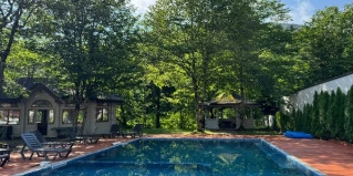 Гузерипль: Отель Black Rock Garden